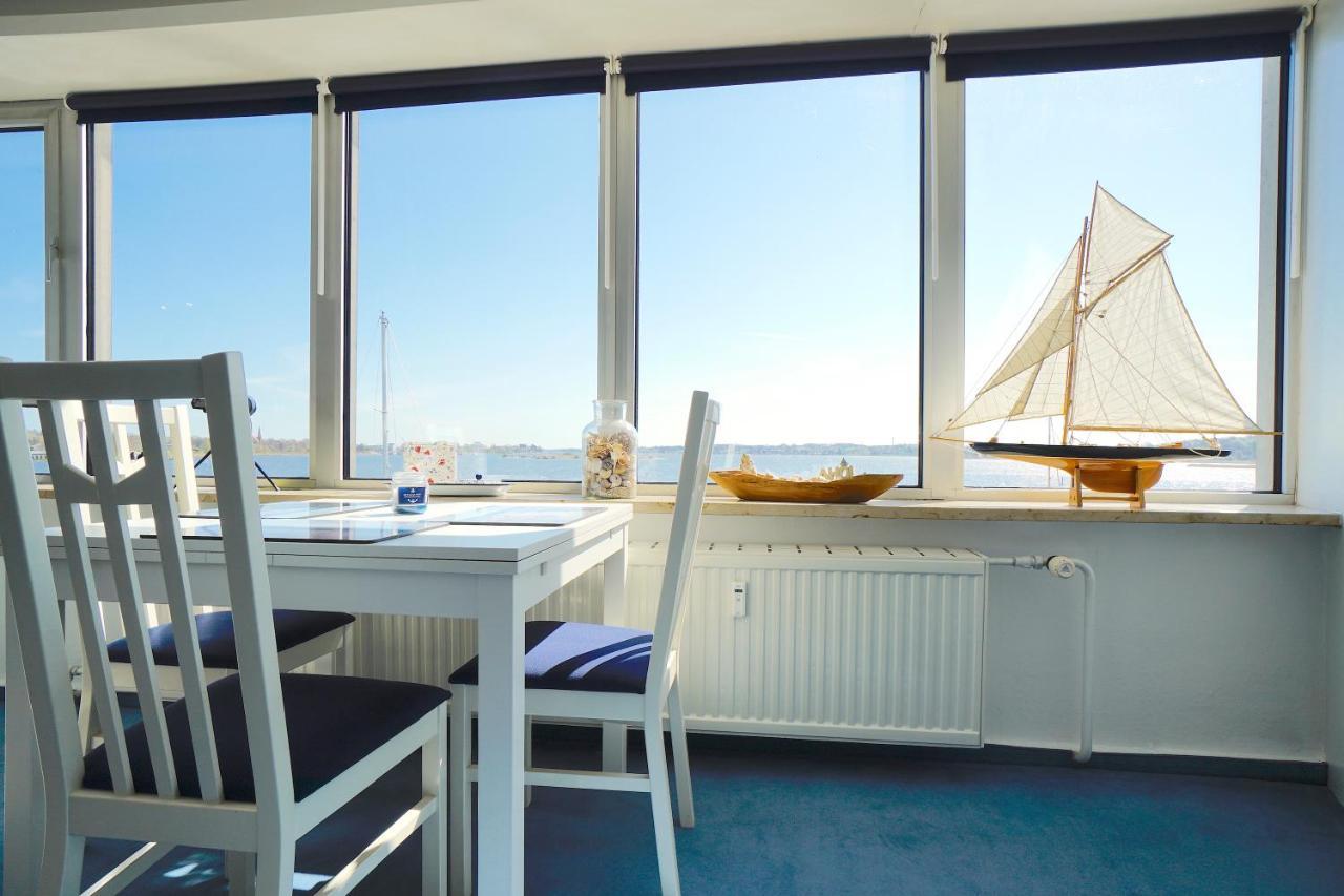 Ferienwohnung Schleiloge mit Panoramablick auf die Schlei Schleswig Exterior foto