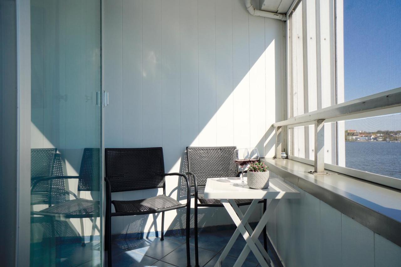 Ferienwohnung Schleiloge mit Panoramablick auf die Schlei Schleswig Exterior foto
